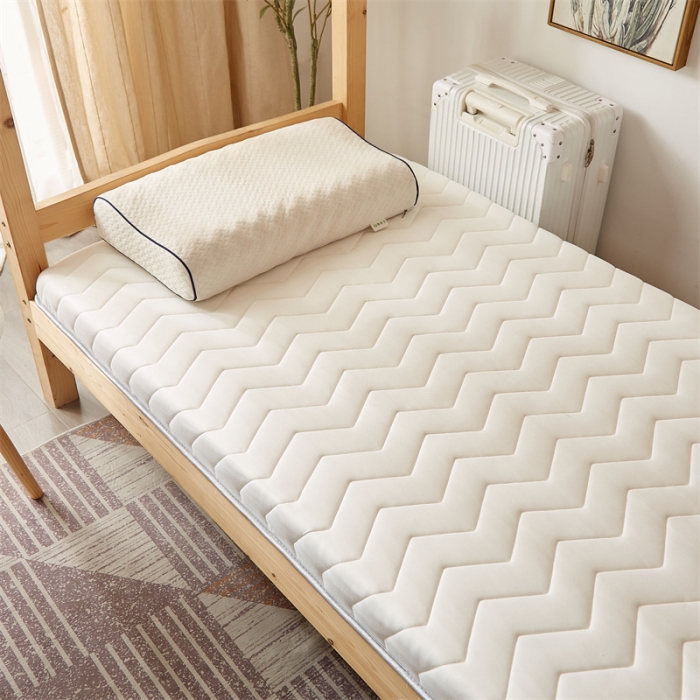 91家纺网 家纺一手货源 找家纺 寐珂家纺 2025新款A类针织乳胶床垫-学生款 简约白