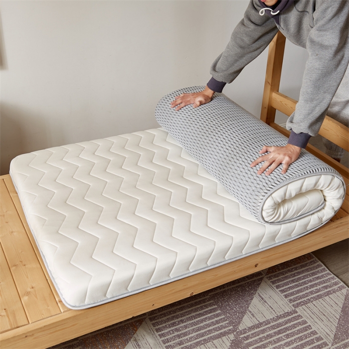 91家纺网 家纺一手货源 找家纺 寐珂家纺 2025新款A类针织乳胶床垫-学生款 简约白