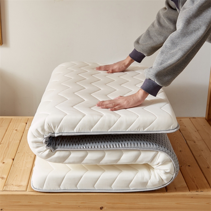 91家纺网 家纺一手货源 找家纺 寐珂家纺 2025新款A类针织乳胶床垫-学生款 简约白