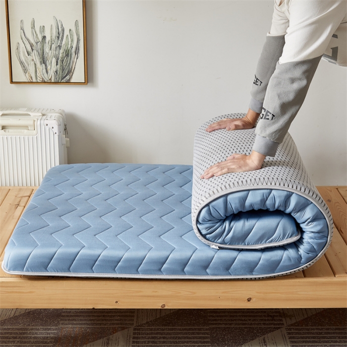 91家纺网 家纺一手货源 找家纺 寐珂家纺 2025新款A类针织乳胶床垫-学生款 清新蓝