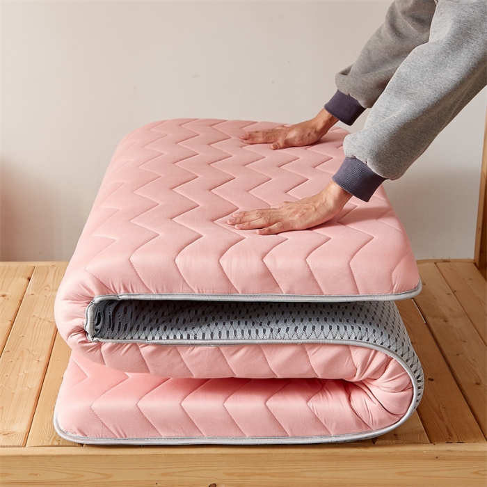 91家纺网 家纺一手货源 找家纺 寐珂家纺 2025新款A类针织乳胶床垫-学生款 桃花粉