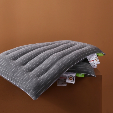 91家纺网 家纺一手货源 找家纺 2022新品全棉水洗棉酒店羽丝绒护颈矮枕芯定型单人低枕头