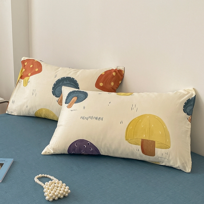 91家纺网 家纺一手货源 找家纺 麦伦春季新品全棉40S斜纹印花休闲轻奢系列枕套一只 采蘑菇