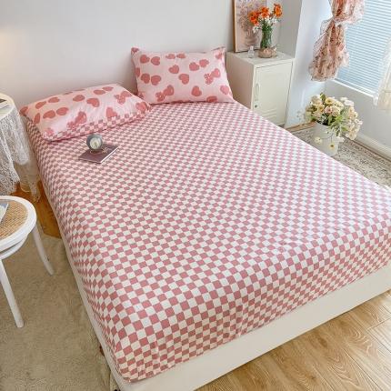 91家纺网 家纺一手货源 找家纺 麦伦春季新品全棉40S斜纹印花休闲轻奢系列单品床笠 棋盘格粉