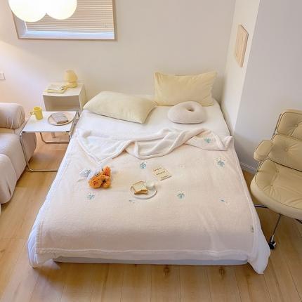 91家纺网 家纺一手货源 找家纺 （总）尺素 2022新款ins韩国设计师毛毯