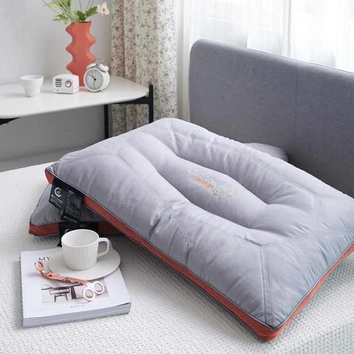 91家纺网 家纺一手货源 找家纺 赛格时代家居 竹炭纤维羽丝绒枕 枕头 低枕