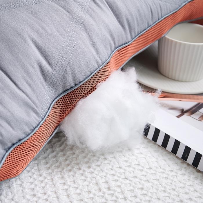 91家纺网 家纺一手货源 找家纺 赛格时代家居 竹炭纤维羽丝绒枕 枕头 低枕