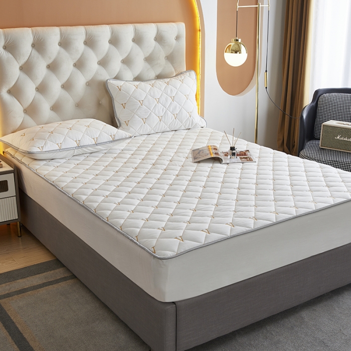 91家纺网 家纺一手货源 找家纺 久典 2022新款A类全棉色织水洗棉刺绣抗菌防螨夹棉床笠 纯白