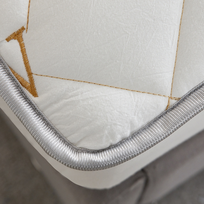 91家纺网 家纺一手货源 找家纺 久典 2022新款A类全棉色织水洗棉刺绣抗菌防螨夹棉床笠 纯白