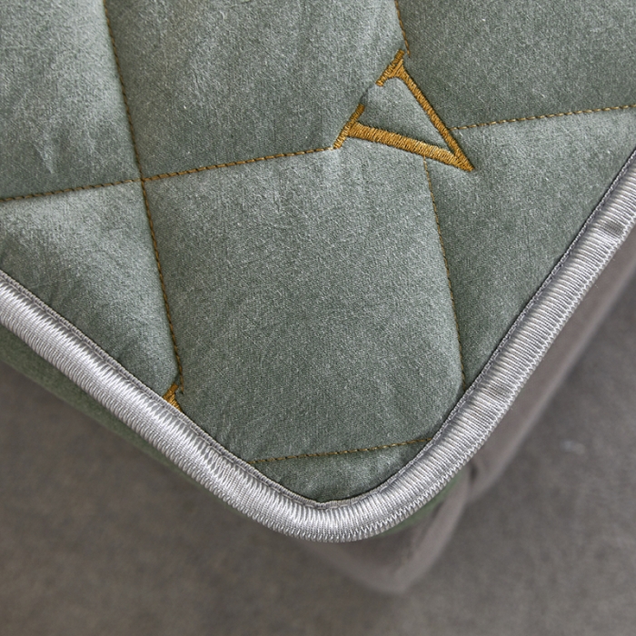 91家纺网 家纺一手货源 找家纺 久典 2022新款A类全棉色织水洗棉刺绣抗菌防螨夹棉床笠 深绿