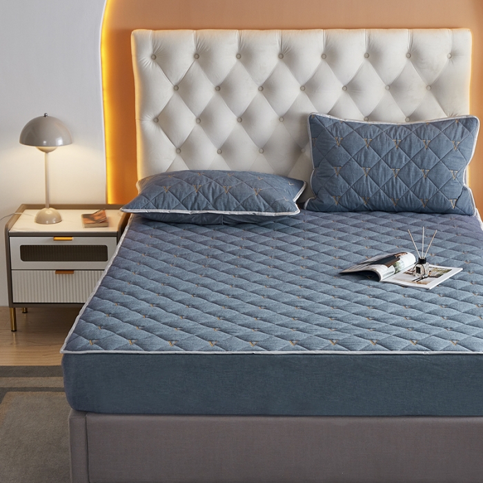 91家纺网 家纺一手货源 找家纺 久典 2022新款A类全棉色织水洗棉刺绣抗菌防螨夹棉床笠 牛仔蓝