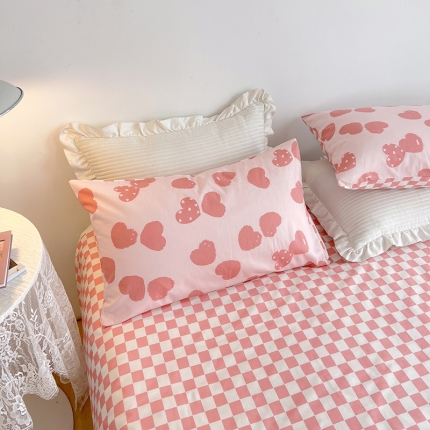 91家纺网 家纺一手货源 找家纺 （总）麦伦春季新品全棉40S斜纹印花休闲轻奢系列枕套一个