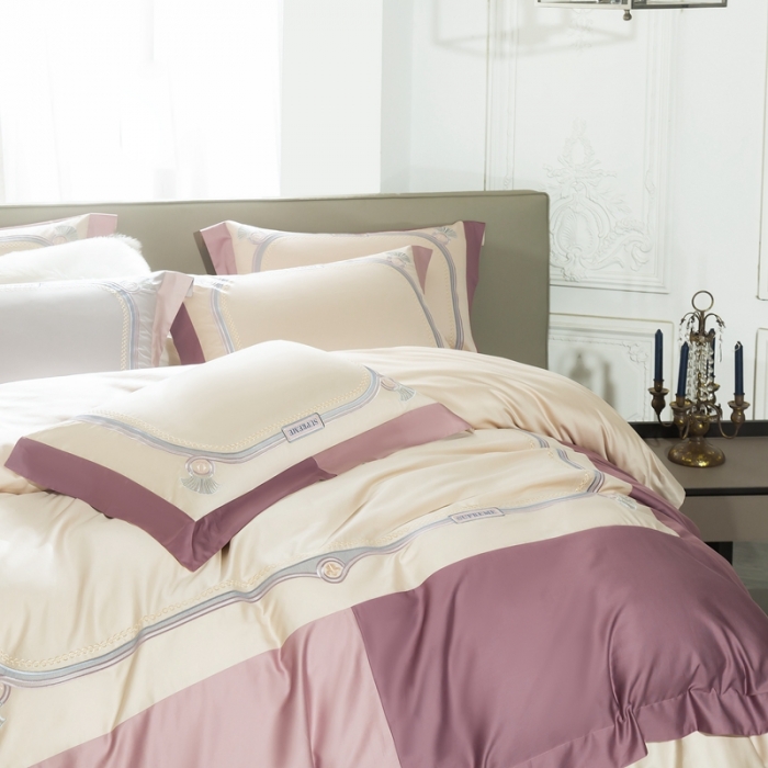 91家纺网 家纺一手货源 找家纺 缔缦家纺 2022新款100s澳棉刺绣系列四件套-拉斐尔 燕麦紫