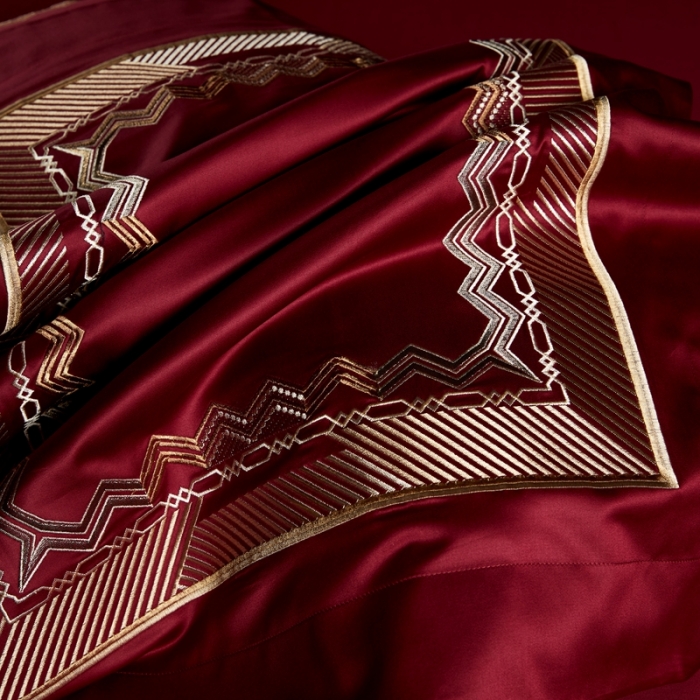 91家纺网 家纺一手货源 找家纺 缔缦家纺 2022新款100s澳棉刺绣系列四件套-恋曲 酒红