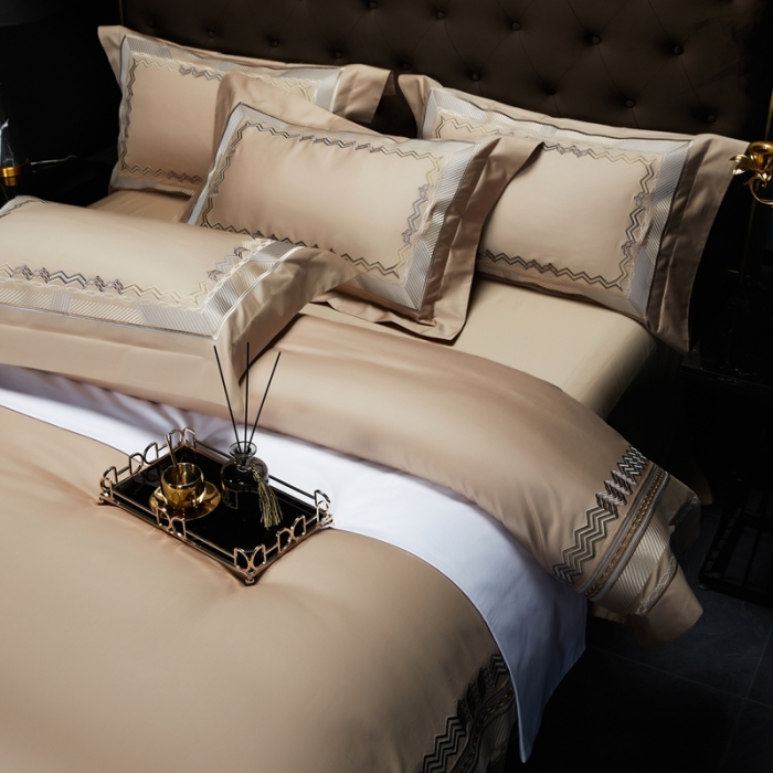 91家纺网 家纺一手货源 找家纺 缔缦家纺 2022新款100s澳棉刺绣系列四件套-恋曲 卡其