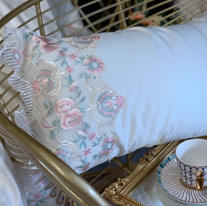 91家纺网 家纺一手货源 找家纺 缔缦家纺 2022新款100支长绒棉蕾丝系列四件套-蕊初 米白色