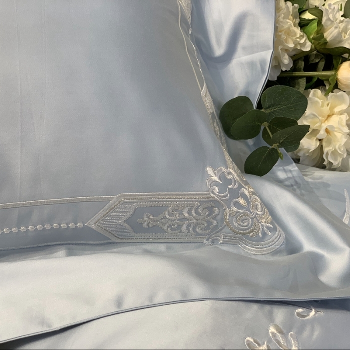 91家纺网 家纺一手货源 找家纺 缔缦家纺 2022新款100支长绒棉蕾丝系列四件套-塞拉 雾霾蓝