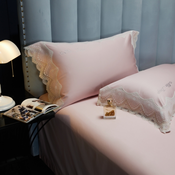 91家纺网 家纺一手货源 找家纺 缔缦家纺 2022新款100支长绒棉蕾丝系列四件套-慕斯 浅果粉