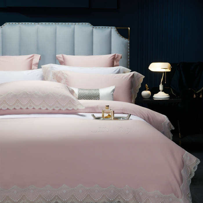 91家纺网 家纺一手货源 找家纺 缔缦家纺 2022新款100支长绒棉蕾丝系列四件套-慕斯 浅果粉