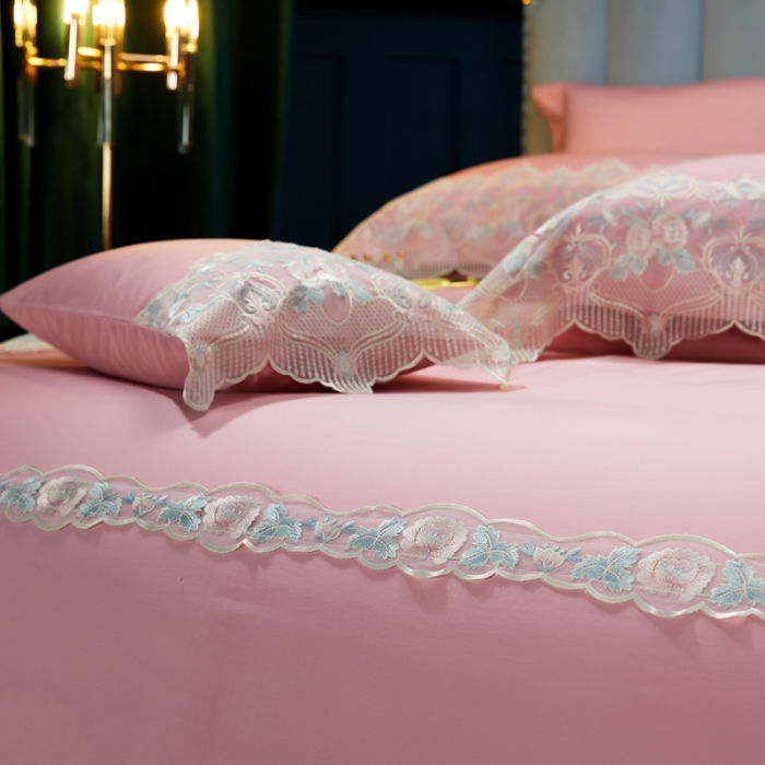 91家纺网 家纺一手货源 找家纺 缔缦家纺 2022新款100支长绒棉蕾丝系列四件套-蕊初 粉色