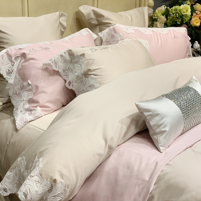 91家纺网 家纺一手货源 找家纺 缔缦家纺 2022新款100支长绒棉蕾丝系列四件套-莎桦 燕麦色