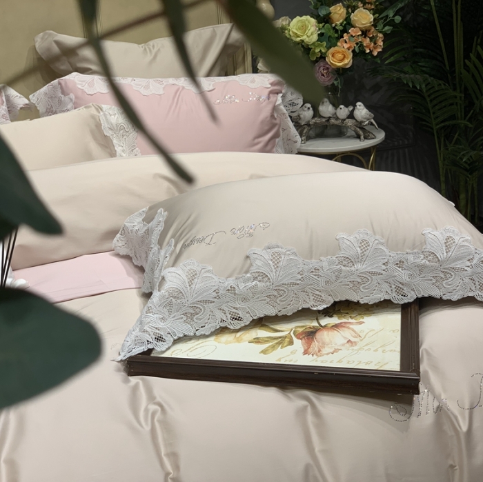 91家纺网 家纺一手货源 找家纺 缔缦家纺 2022新款100支长绒棉蕾丝系列四件套-莎桦 燕麦色