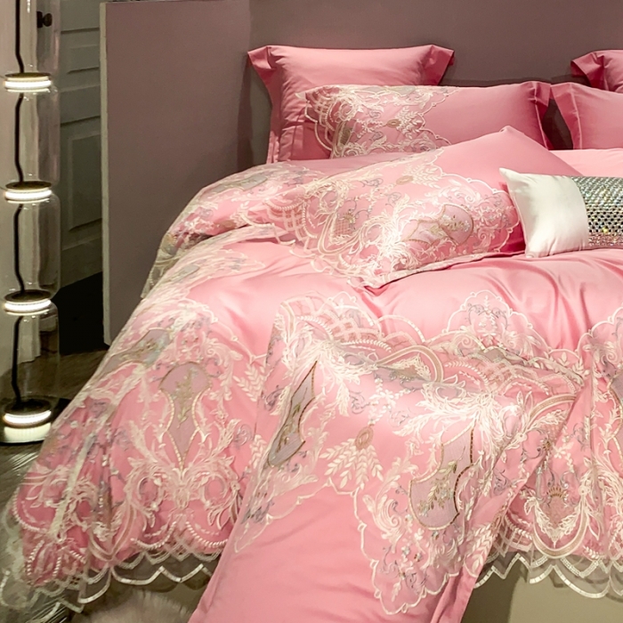 91家纺网 家纺一手货源 找家纺 缔缦家纺 2022新款100支长绒棉蕾丝系列四件套-西西里 碧玉粉