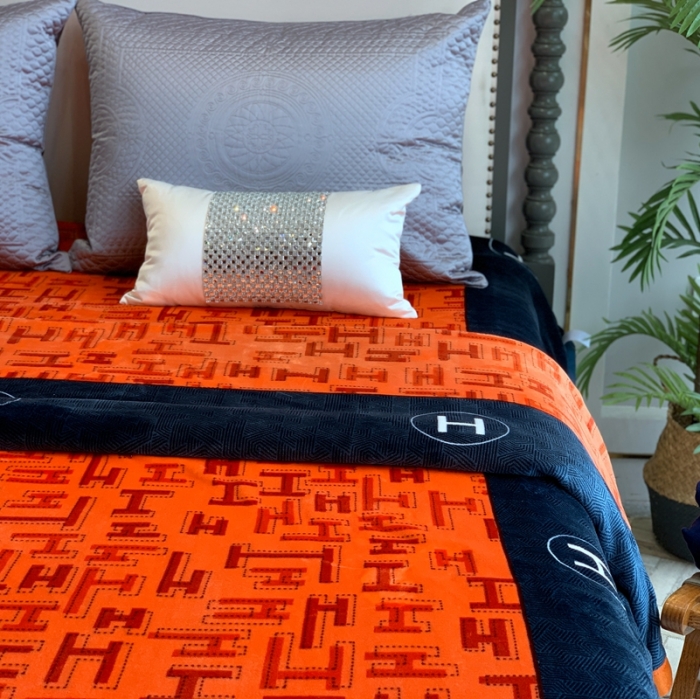 91家纺网 家纺一手货源 找家纺 缔缦家纺 2022新型AB版复合毛毯 那不勒斯