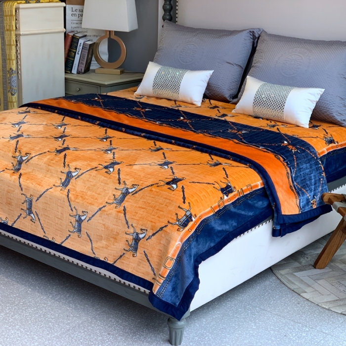 91家纺网 家纺一手货源 找家纺 缔缦家纺 2022新型AB版复合毛毯 塞洛华