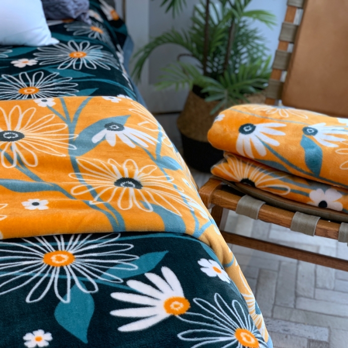 91家纺网 家纺一手货源 找家纺 缔缦家纺 2022新型AB版复合毛毯 小雏菊