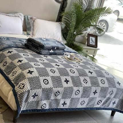 91家纺网 家纺一手货源 找家纺 （总）缔缦家纺 2022新型AB版复合毛毯