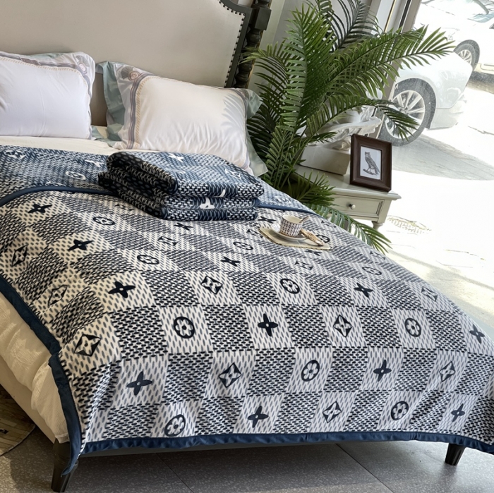 91家纺网 家纺一手货源 找家纺 （总）缔缦家纺 2022新型AB版复合毛毯