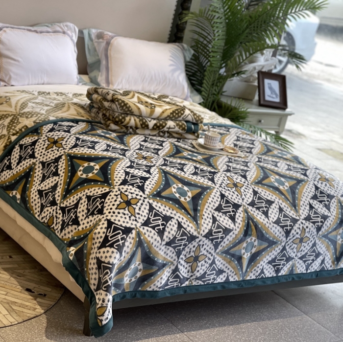 91家纺网 家纺一手货源 找家纺 缔缦家纺 2022新型AB版复合毛毯 格纳