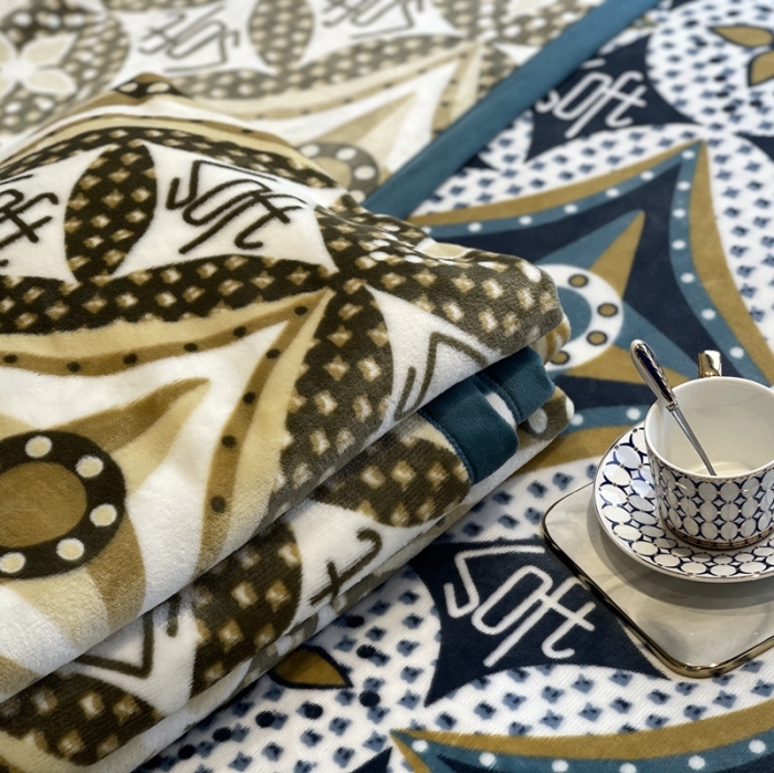 91家纺网 家纺一手货源 找家纺 缔缦家纺 2022新型AB版复合毛毯 格纳