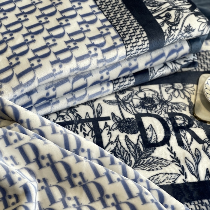 91家纺网 家纺一手货源 找家纺 缔缦家纺 2022新型AB版复合毛毯 米娅