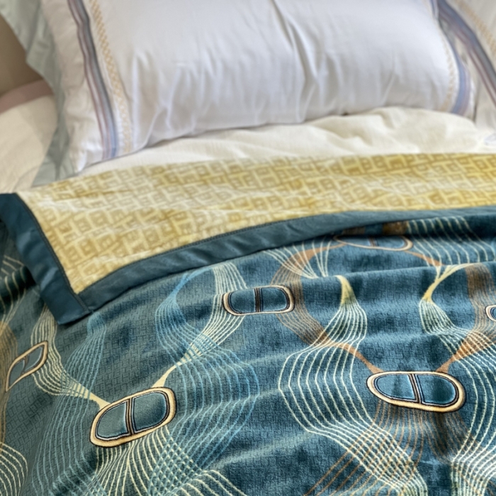 91家纺网 家纺一手货源 找家纺 缔缦家纺 2022新型AB版复合毛毯 西奥多