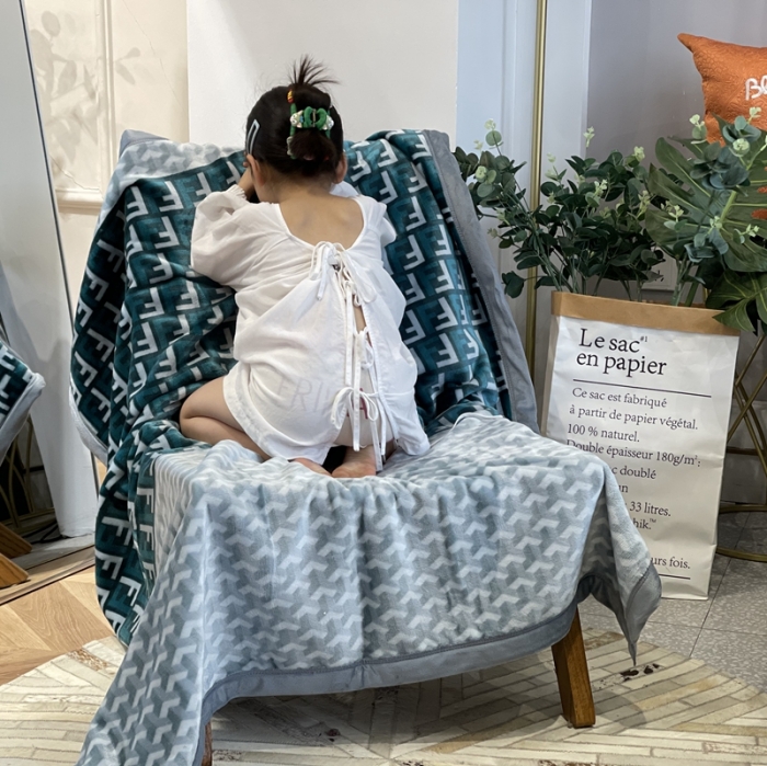 91家纺网 家纺一手货源 找家纺 缔缦家纺 2022新型AB版复合毛毯 希尔达