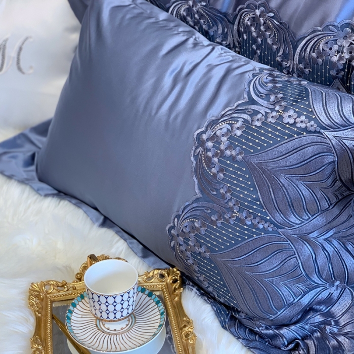 91家纺网 家纺一手货源 找家纺 缔缦家纺 2022新款重磅真丝棉系列四件套-艾琳娜 紫灰色