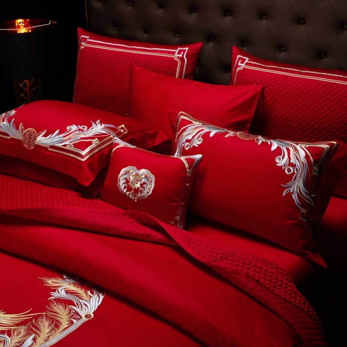 91家纺网 家纺一手货源 找家纺 缔缦 2022新款60s长绒棉婚庆四件套 紫气东来场景2