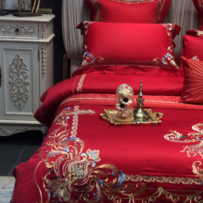 91家纺网 家纺一手货源 找家纺 缔缦 2022新款全棉婚庆系列四件套多件套 金色华尔兹场景2