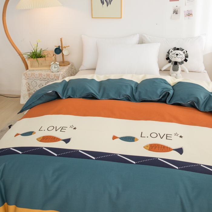 91家纺网 家纺一手货源 找家纺 首爱家纺 2025新款直播款全棉13070纯棉斜纹被套 鱼之恋