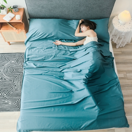 91家纺网 家纺一手货源 找家纺 西西家居 2023新款60长绒棉纯棉酒店旅游隔脏睡袋 灰湖绿