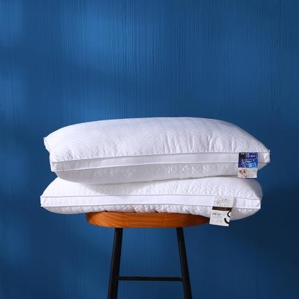 91家纺网 家纺一手货源 找家纺 贤内助 2024新款全棉绗绣羽丝枕48*74