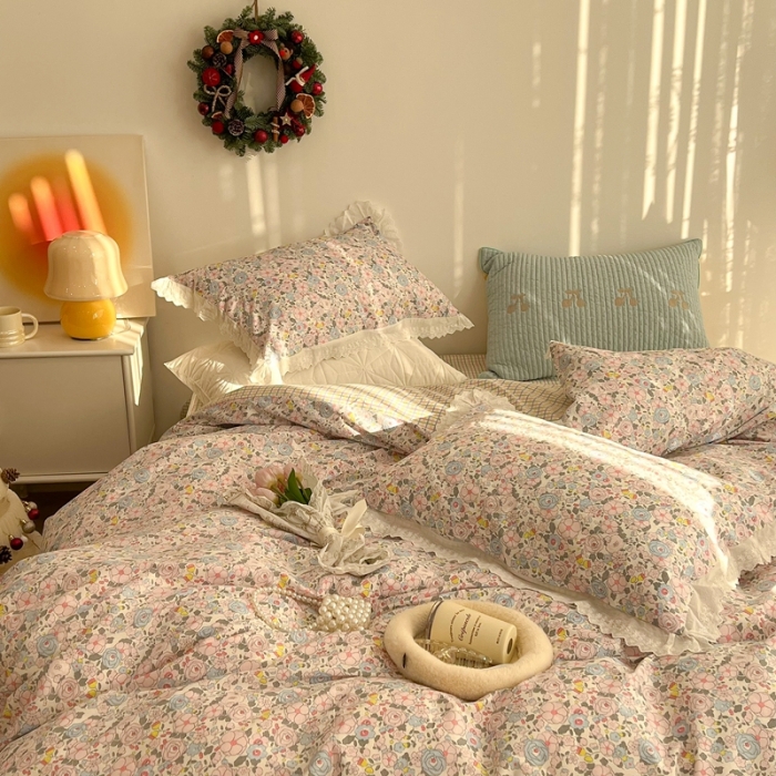 91家纺网 家纺一手货源 找家纺 昔可家纺 2022新款全棉仙仙蕾丝碎花四件套 微甜玛奇朵