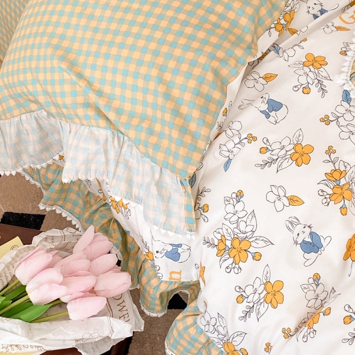 91家纺网 家纺一手货源 找家纺 昔可家纺 2022新款全棉格子花边款四件套 花园兔白