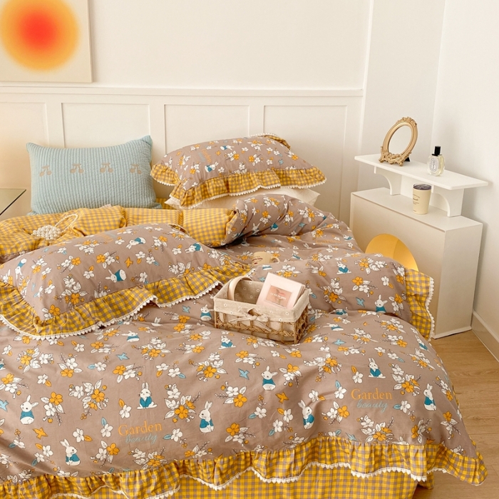 91家纺网 家纺一手货源 找家纺 昔可家纺 2022新款全棉格子花边款四件套 花园兔咖