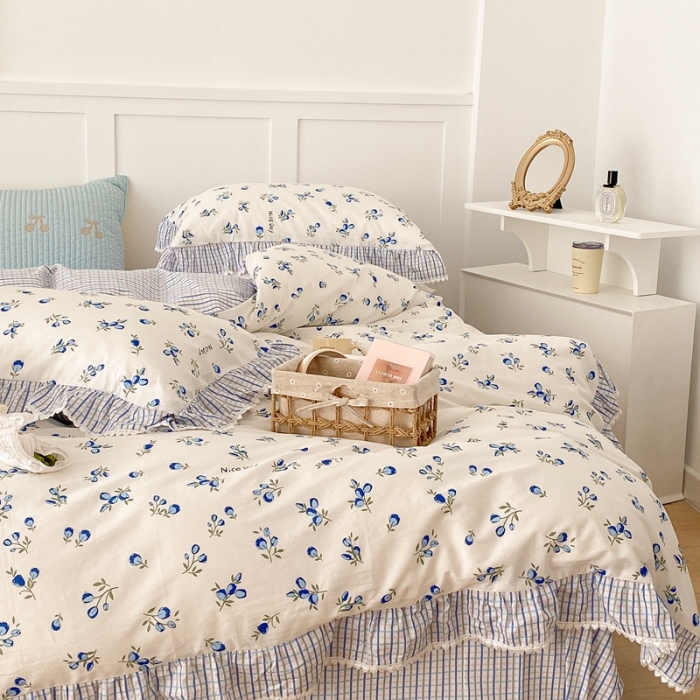 91家纺网 家纺一手货源 找家纺 昔可家纺 2022新款全棉格子花边款四件套 蓝色郁金香