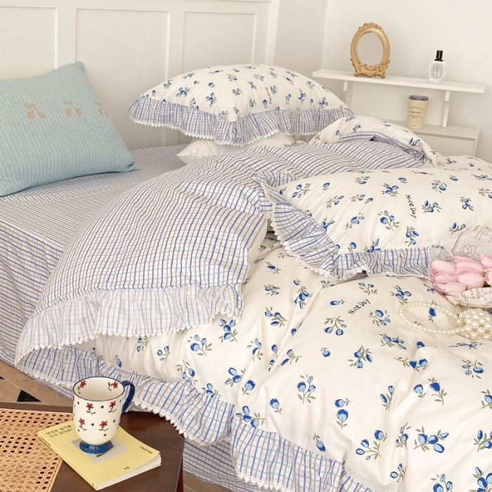 91家纺网 家纺一手货源 找家纺 昔可家纺 2022新款全棉格子花边款四件套 蓝色郁金香