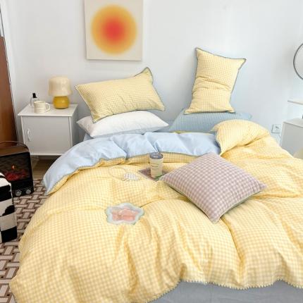 91家纺网 家纺一手货源 找家纺 昔可家纺 2022新款全棉贝壳三角针格子款四件套 奶黄格