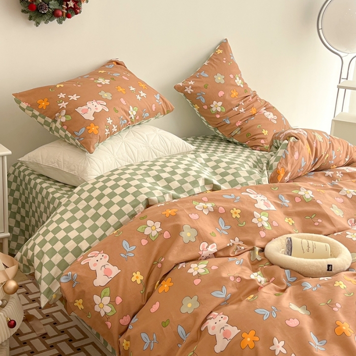 91家纺网 家纺一手货源 找家纺 昔可家纺 2022新款13372普通款四件套 花花兔宝咖